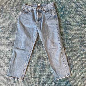 Jeans från Urban Outfitters i bra skick. Hör gärna av dig om du är intresserad
