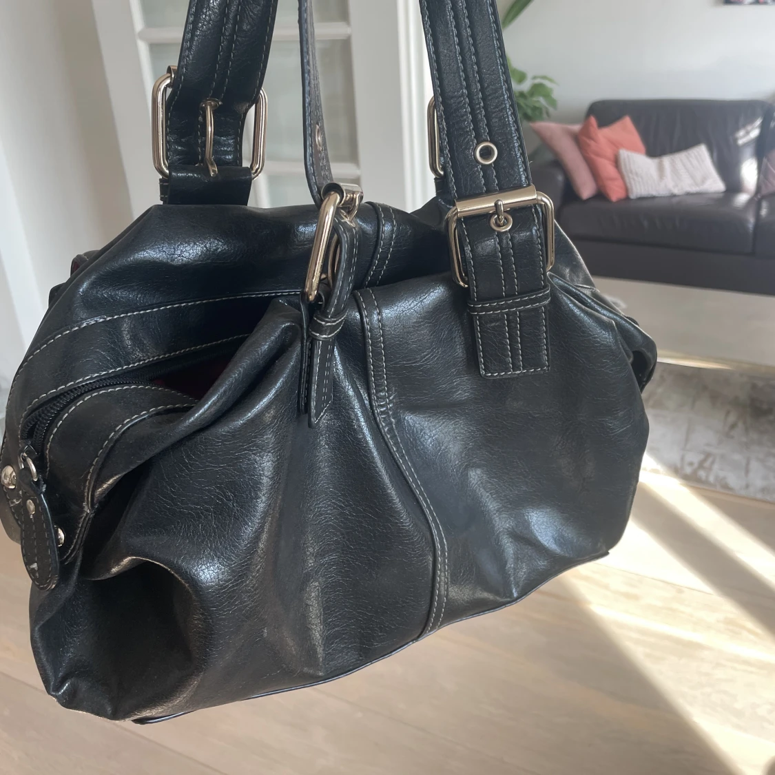 Svart handväska  - 91