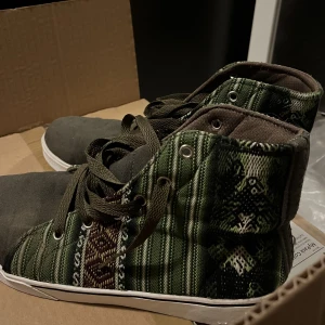 Chaski skor - Gröna Chaski skor som tyvärr var för stora för mig som har 37.