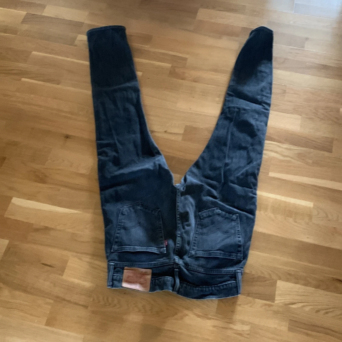 Svarta Levis jeans - 90