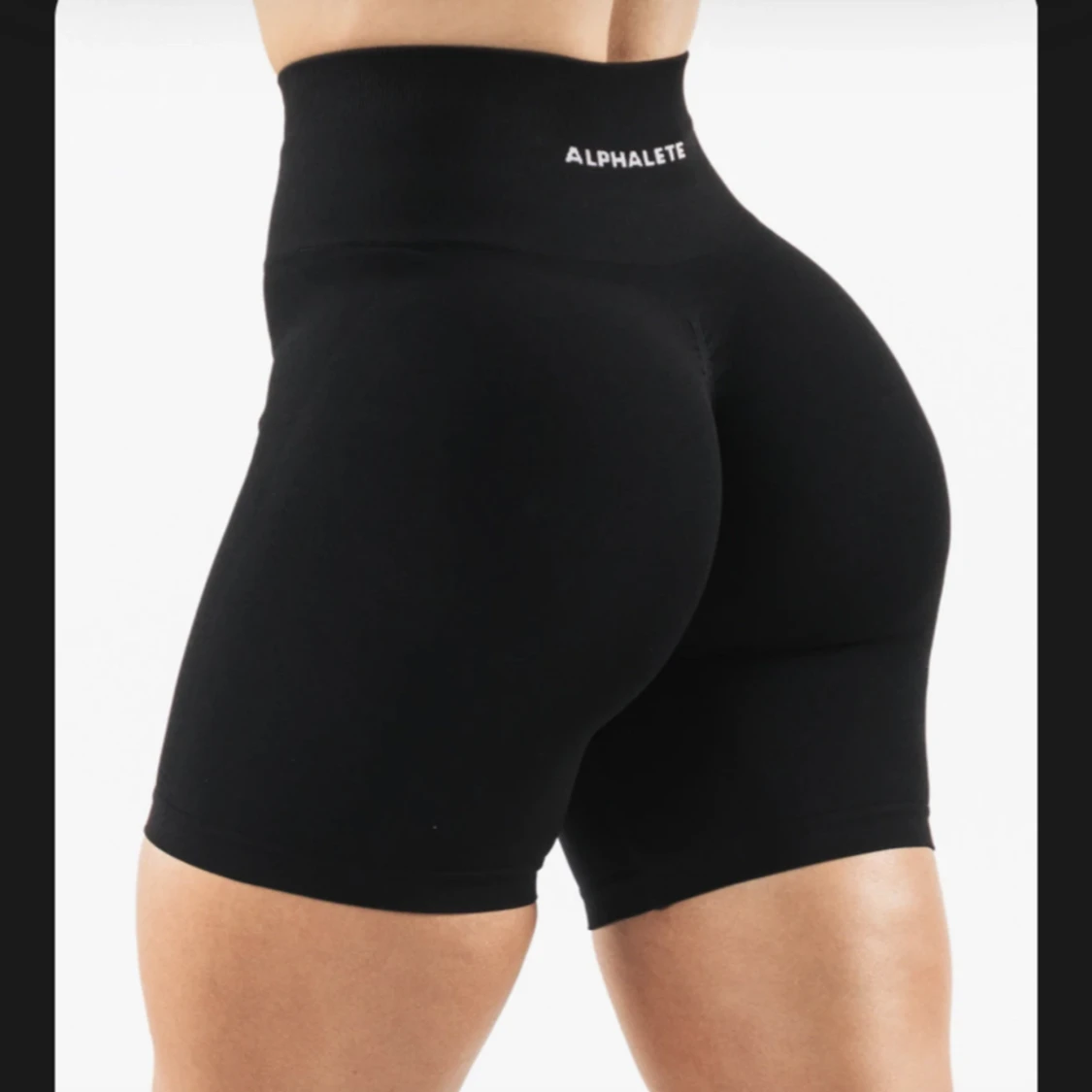 Alphalete amplify shorts 6.5