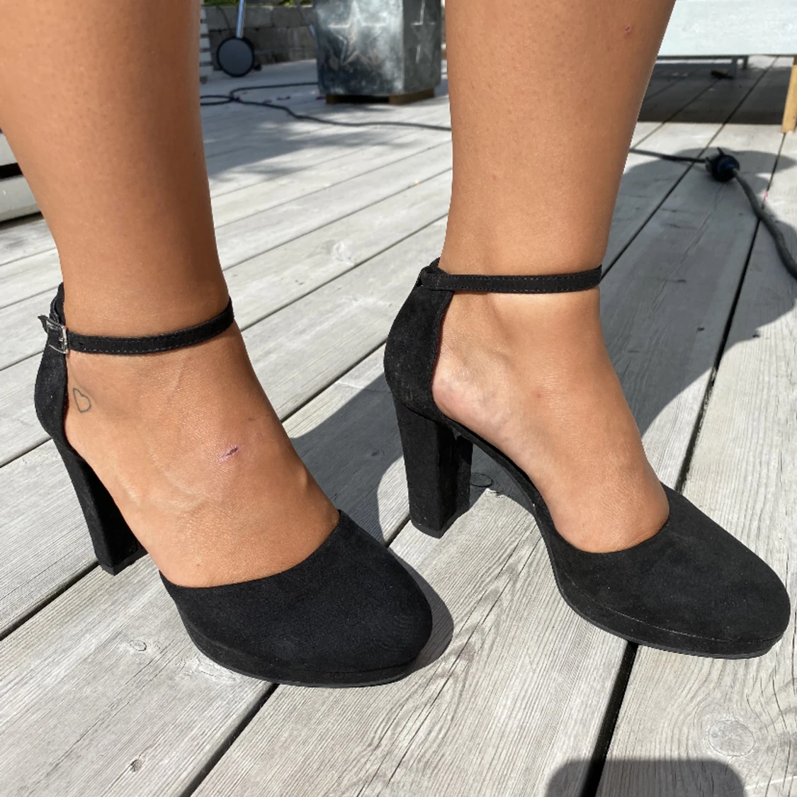 Svarta klackskor  - 90