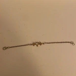 Armband❤️ - Säljer detta jätte fina armbandet