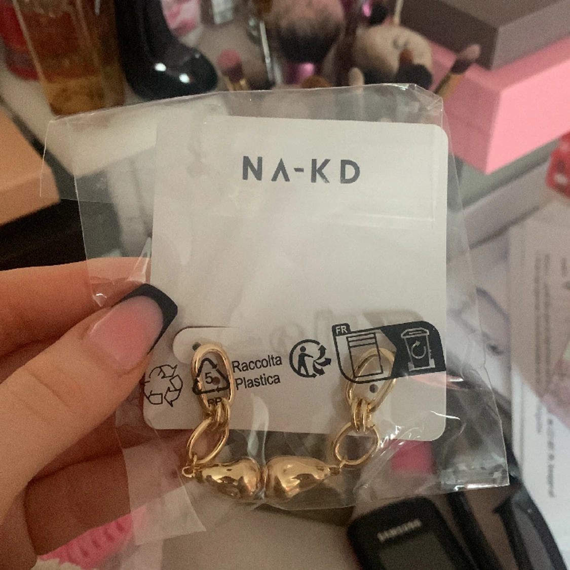 Örhängen från nakd