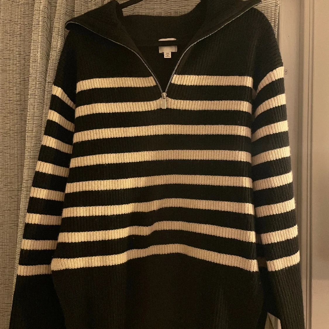 Stickad Randig Tröja med dragkedja och krage! - 90