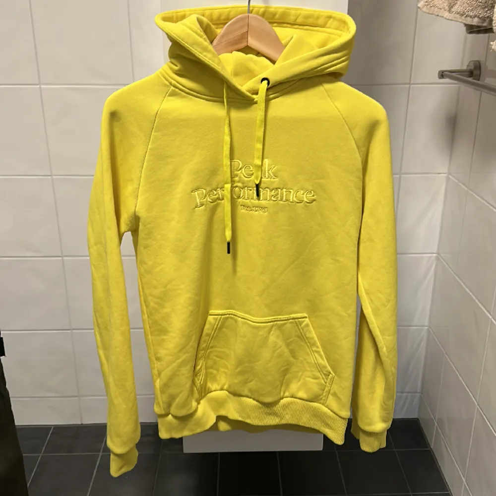 Neon gul hoodie cheap