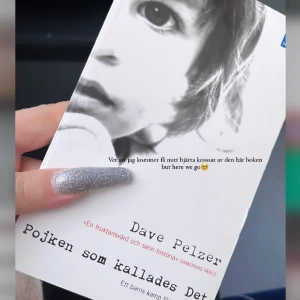 Pojken som kallades det bok - Pojken som kallades det Bok av Dave Pelzer baserad på hans våldsamma uppväxt då han blev utsatt för vanvård och grov misshandel av sin mor. En tung men viktig bok, läst en gång. 