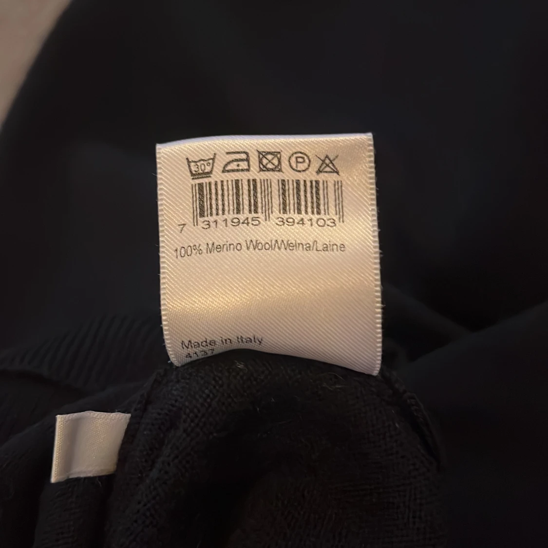 Oscar Jacobson 100% Merino Wool - 93