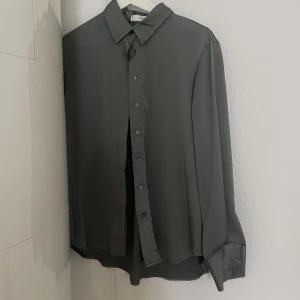 Blus  - Använd fåtal gånger 