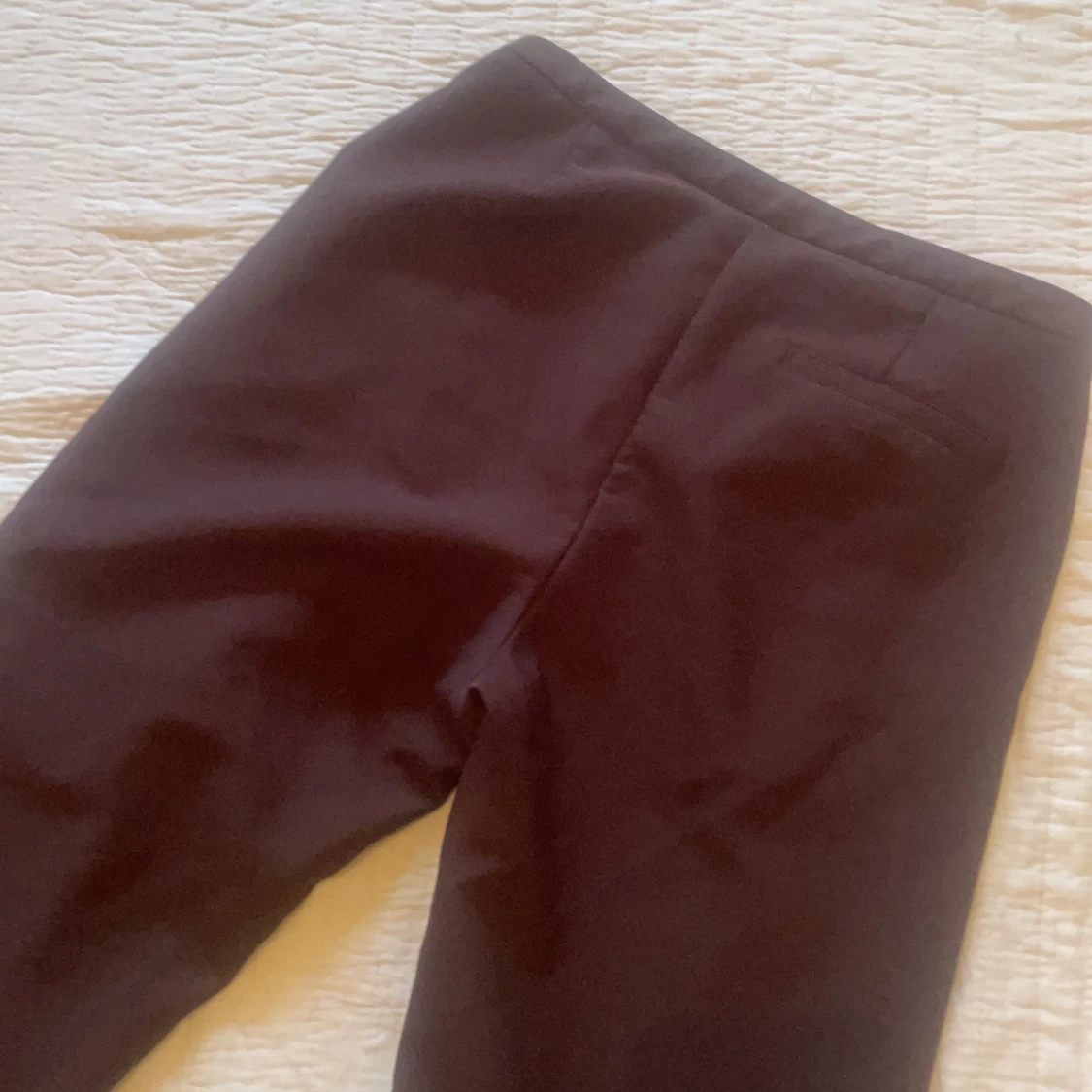 Mörk bruna kostymbyxor - 91