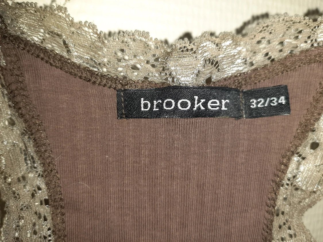 Linne med spets - 90