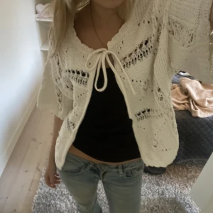 Kofta - Säljer denna superfina kofta från zara som är i fint skick!