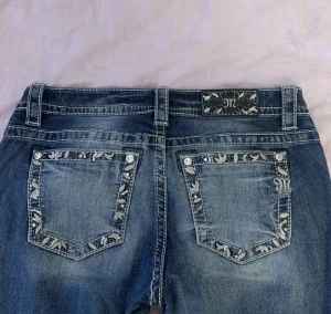 MissMe  - Midjemätt: 74 innerbenslängd:75 