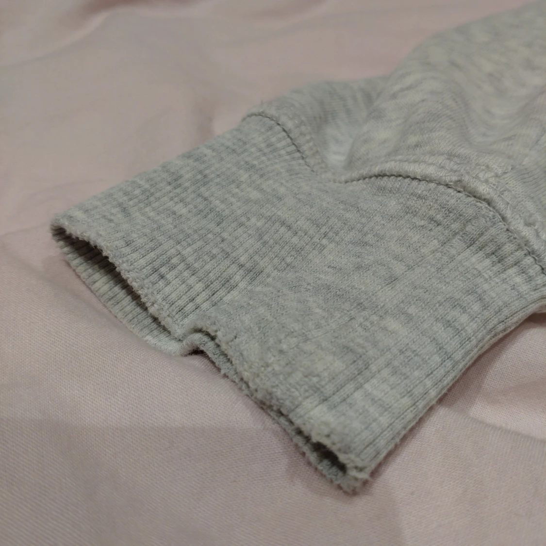 Mickey Mouse hoodie - 91