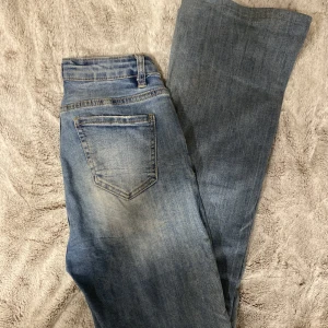 Jeans - Jätte snygga och skit bekväma botcut jeans!💕😜😜