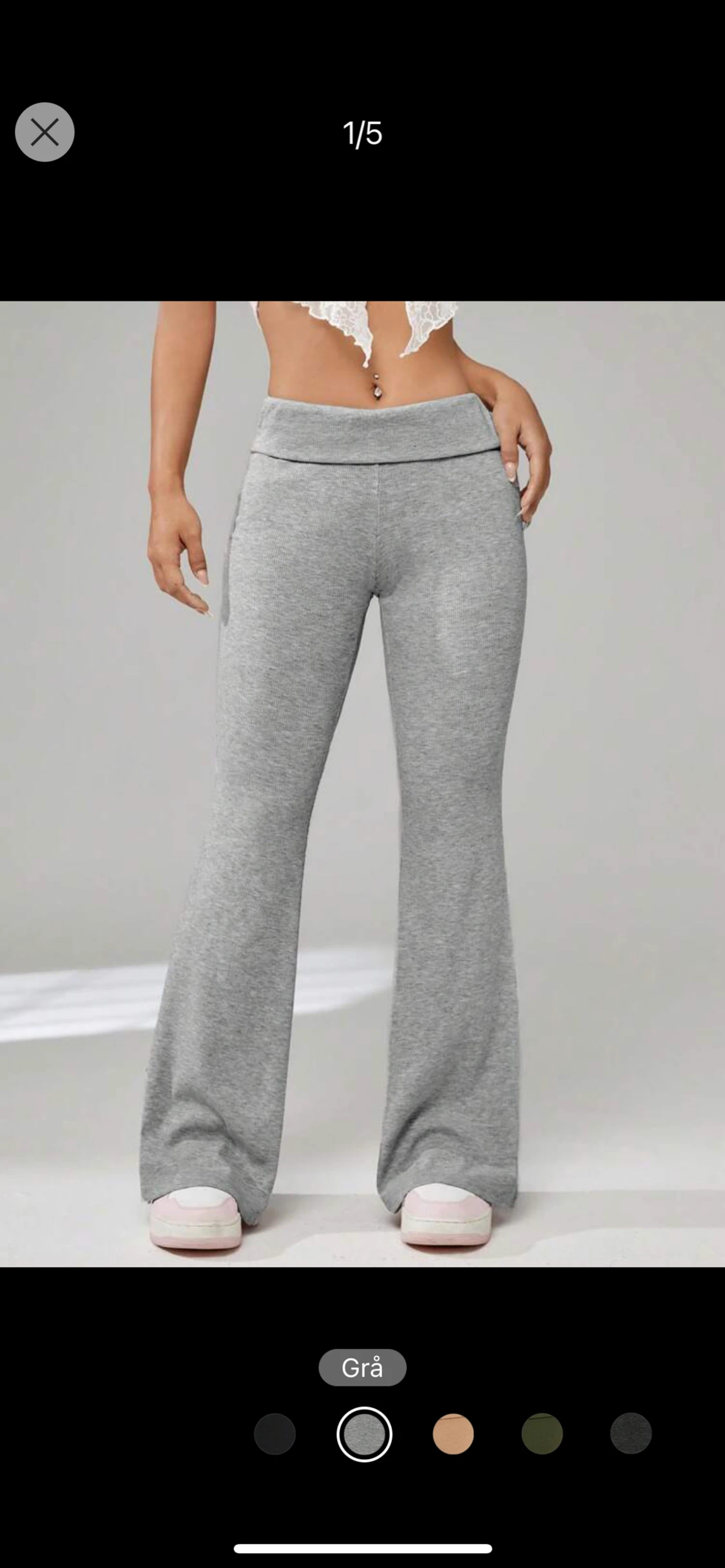 Gråa byxor 