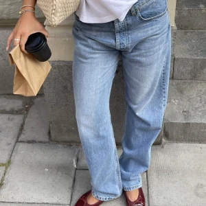 Djerf Avenue Jeans Tall - Jeans från Djerf Avenue i stl 26 tall! 