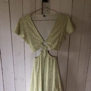 Klänning  - Söt sommar klänning från hm