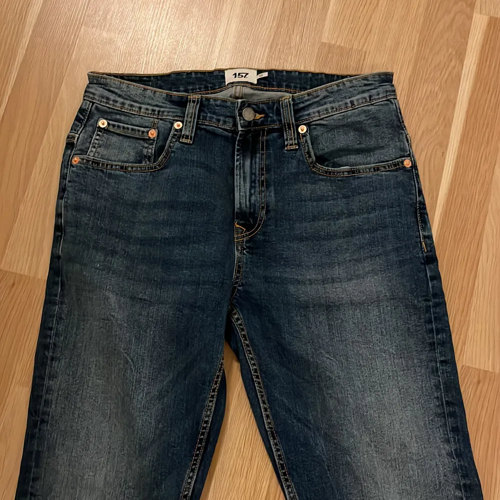 Bara provad Säljs på grund av missnöjd färg Köpt för 300. Jeans & Byxor.