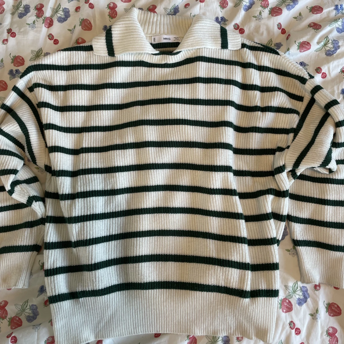 Stickad tröja M - 90