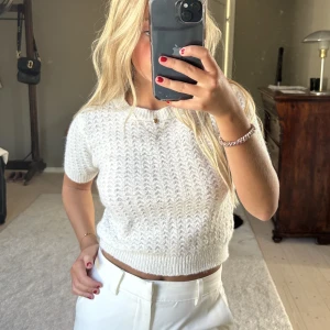 Stickad t-shirts - Super söt, men kommer tyvärr inte till användning!! 🫶🏼