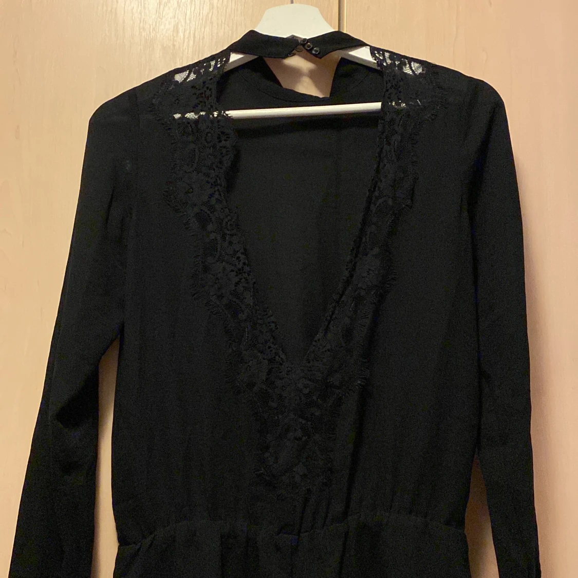 Klänning spets i tyggen  - 90