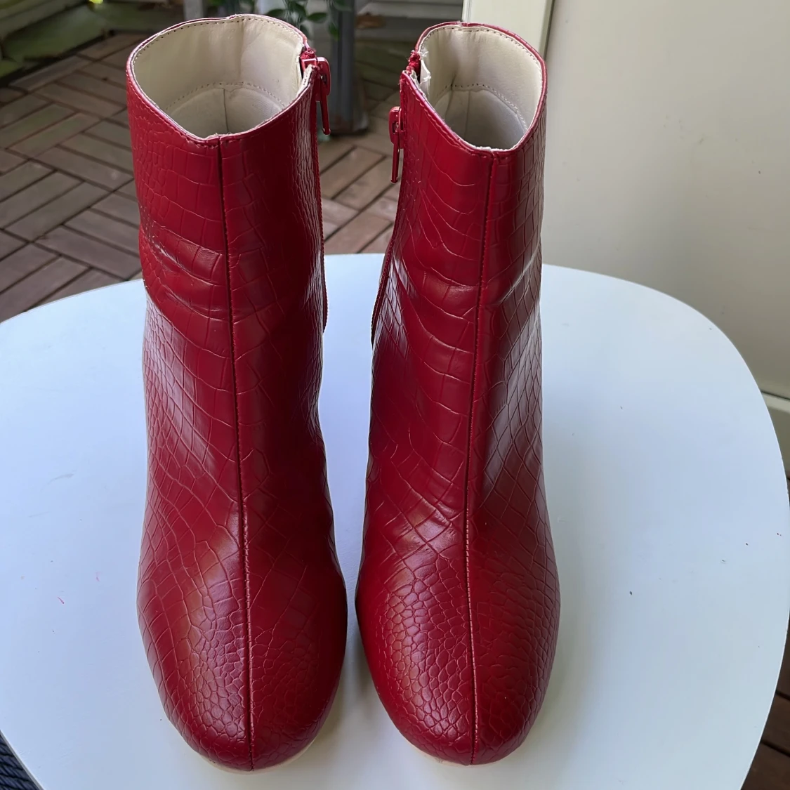Röda boots stl 36 - 91