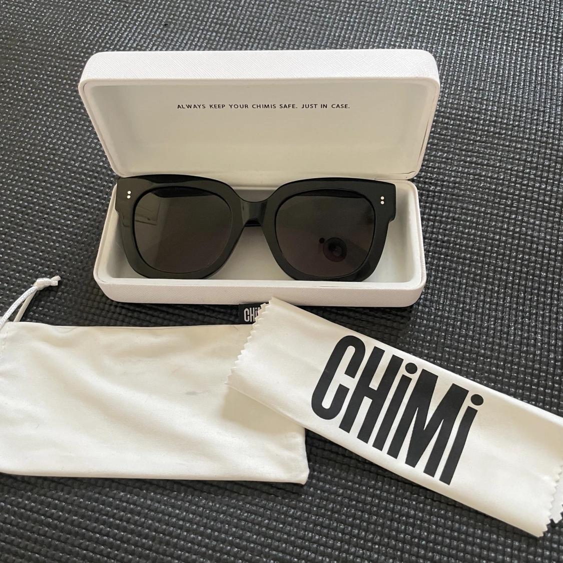 Chimi Eyewere 008 Black