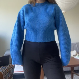 Weekday Ulltröja - Äskar denna men den används för lite av mig!  Strl XS men passar även S