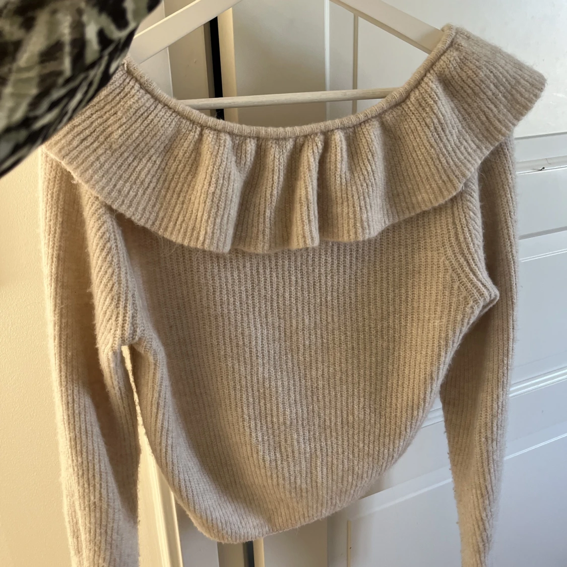 Stickad kofta/tröja - 91