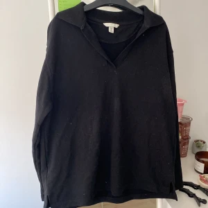 Fin tröja  - Vid och skön tröja!!