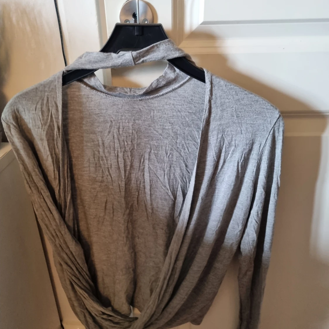 Långärmad med öppen rygg  - 90