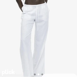 Linnebyxor  - Säljer mina linnebyxor från hm som e helt slutsålda. Tycker de är lite för korta för mig, är 1,67 ungefär, använt de 2-3 gånger, skriv privat för fler bilder