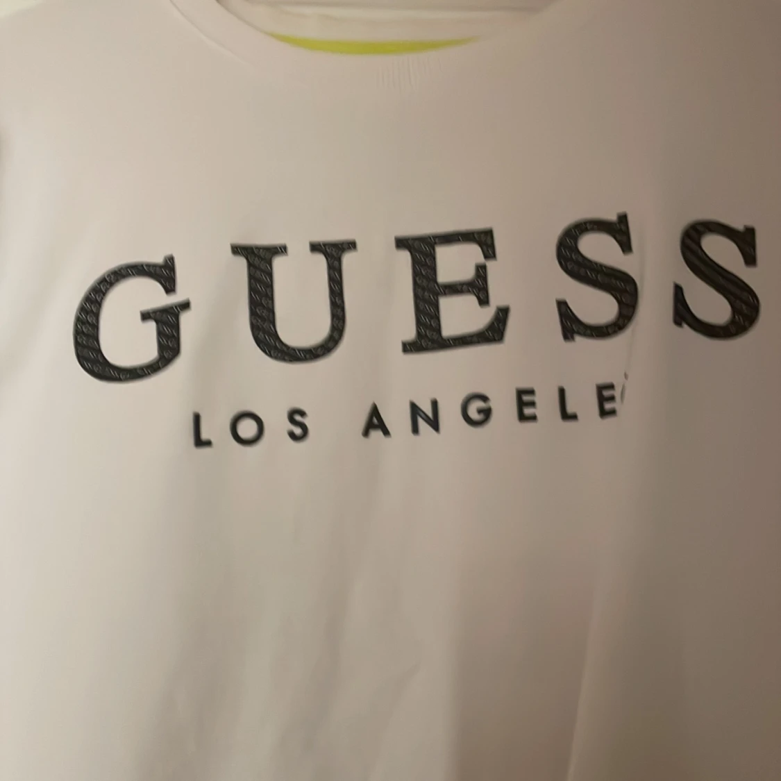 Guess tröja vit - 90
