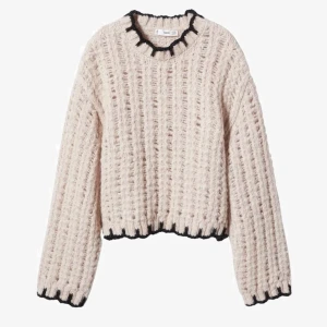 Stickad tröja  - Stickad tröja från mango helt ny och oanvänd. Nypris 499 kr. 