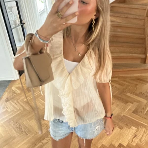 volang blus😍😍 - världens sötaste volang blus🥰🥰