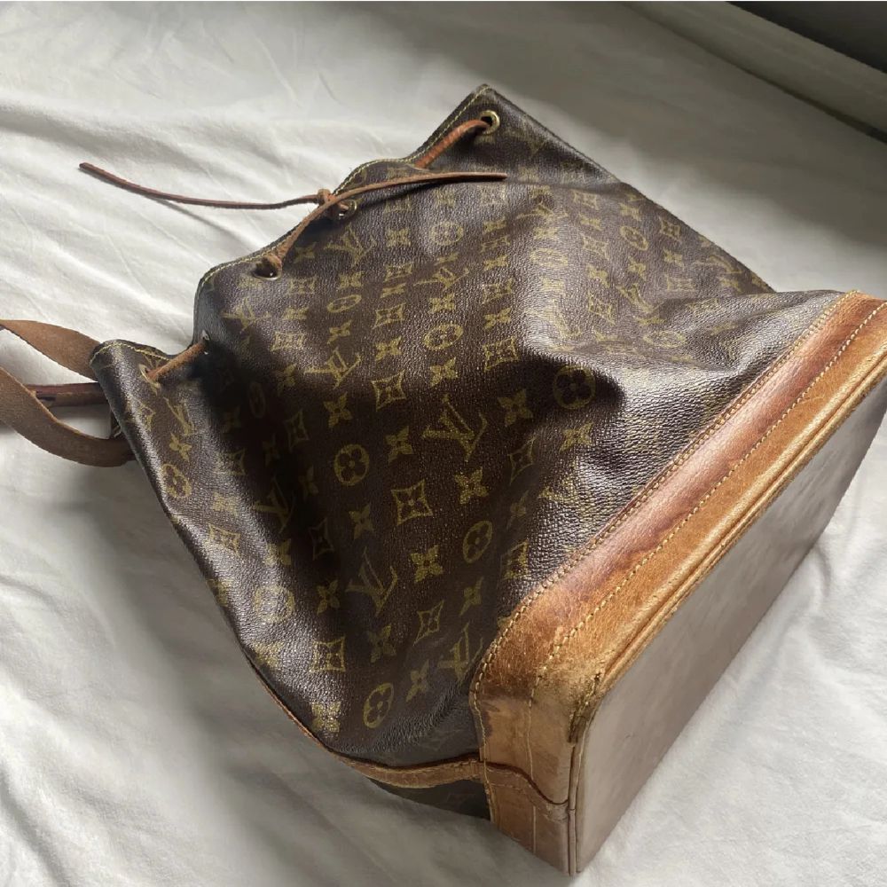 Louis Vuitton väska - | Plick Second Hand