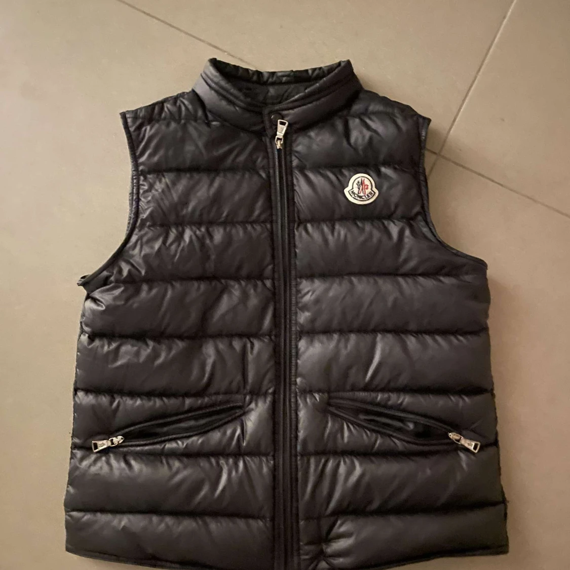 Moncler väst