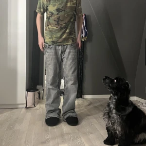 Bootcut True Religion Jeans - Feta Bootcut true religion jeans, waist size 34. 