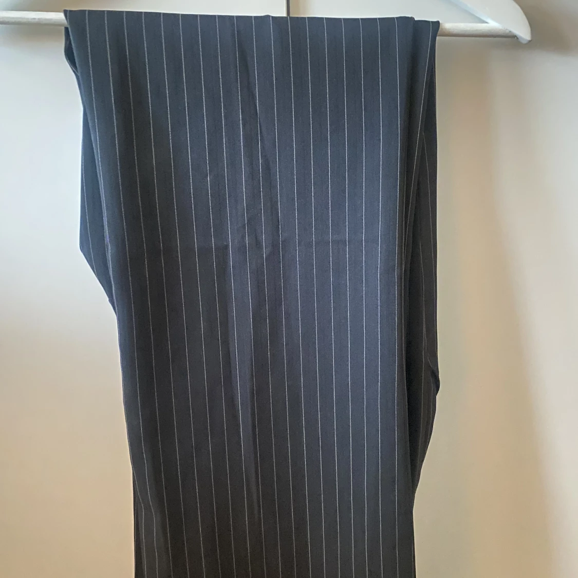 Lågmidjade kostymbyxor  - 91