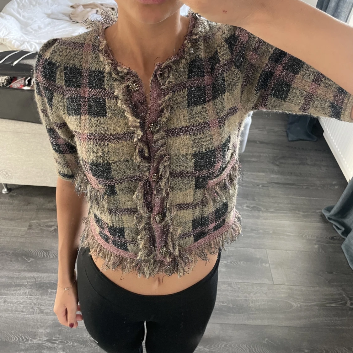 Zara topp med knäppe - 90