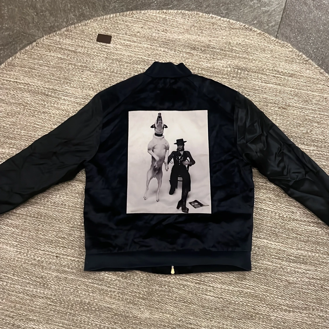 Limitato tröja/ jacka