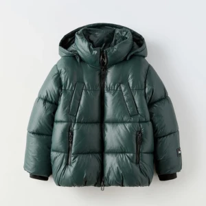 Jacka - Fin jacka i bra skick, skriv för fler bilder💕