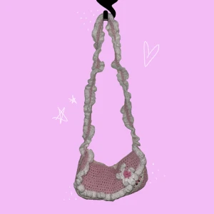 Virkad väska - Rosa/vit virkard handväska Kan mötas upp i Marks Kommun eller Göteborg