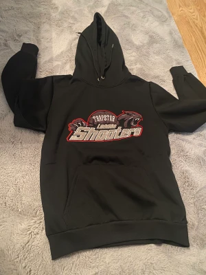 Trapstar shooter size S - Size S trapstar shooter för bra pris  MÖTS bara upp i Stockholm 