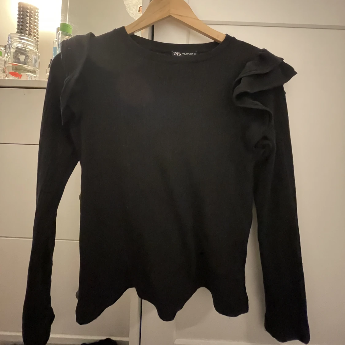 Zara tröja med volanger ❤️