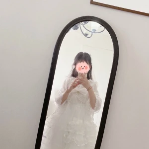 Cos bröllops kläning  - Har aldrig använt den, super vacker och så finns det skor som passar kläningen i storlek 38 allt är helt nya! Man får också en bröllopsslöja!