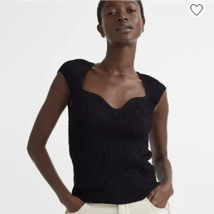 Topp - Oanvänd topp ifrån hm som Tyvär inte passade mig❤️