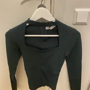 Tröja från Zara - En jättefin tröja från Zara💚