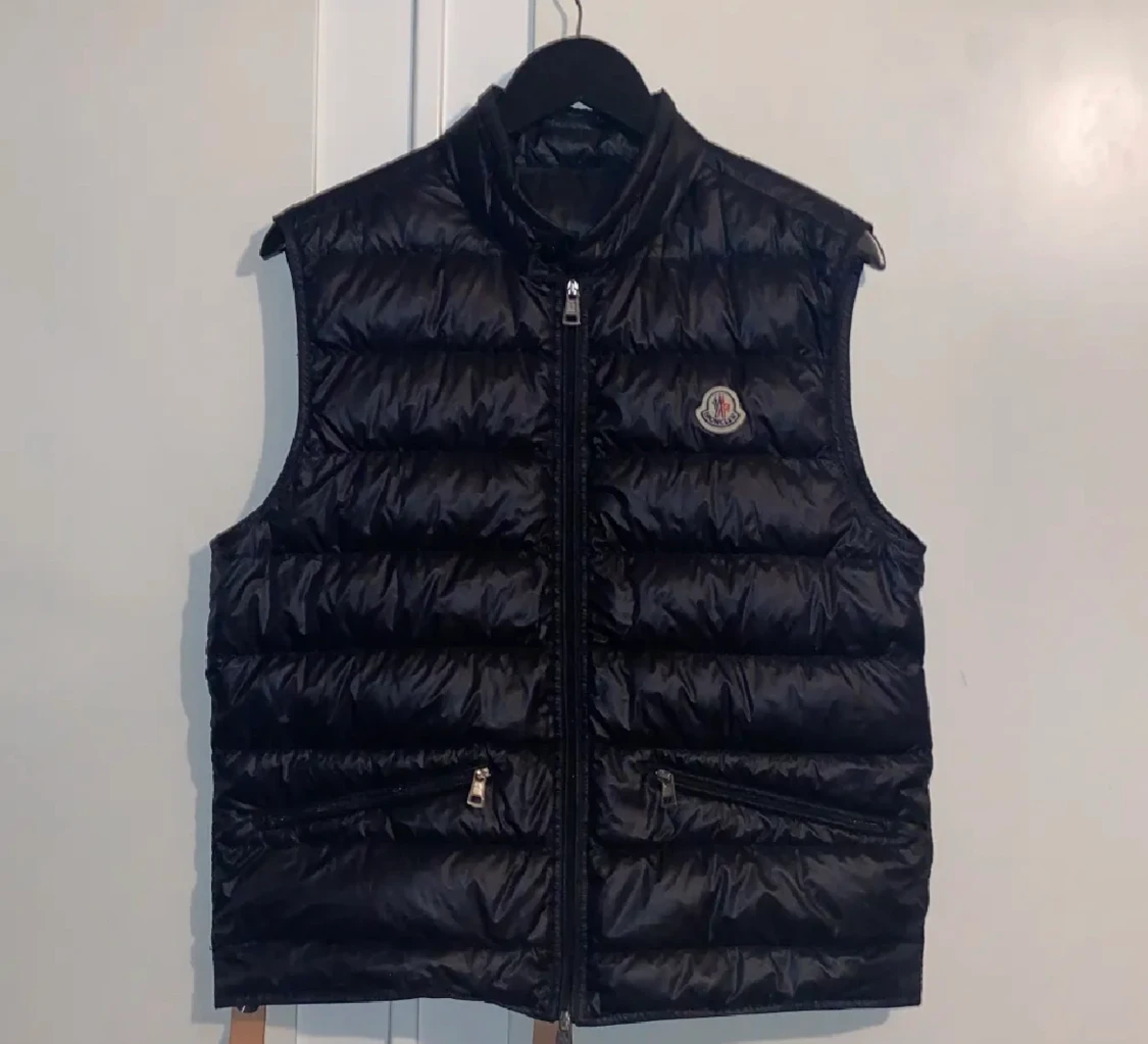 Moncler väst
